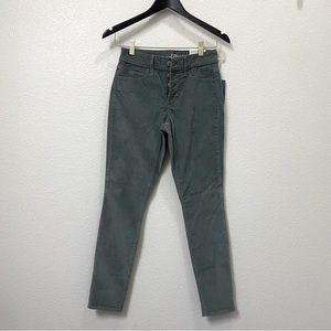 Universal Thread Goods Co. Green Corduroy High Rise Skinny Green Pants‎
